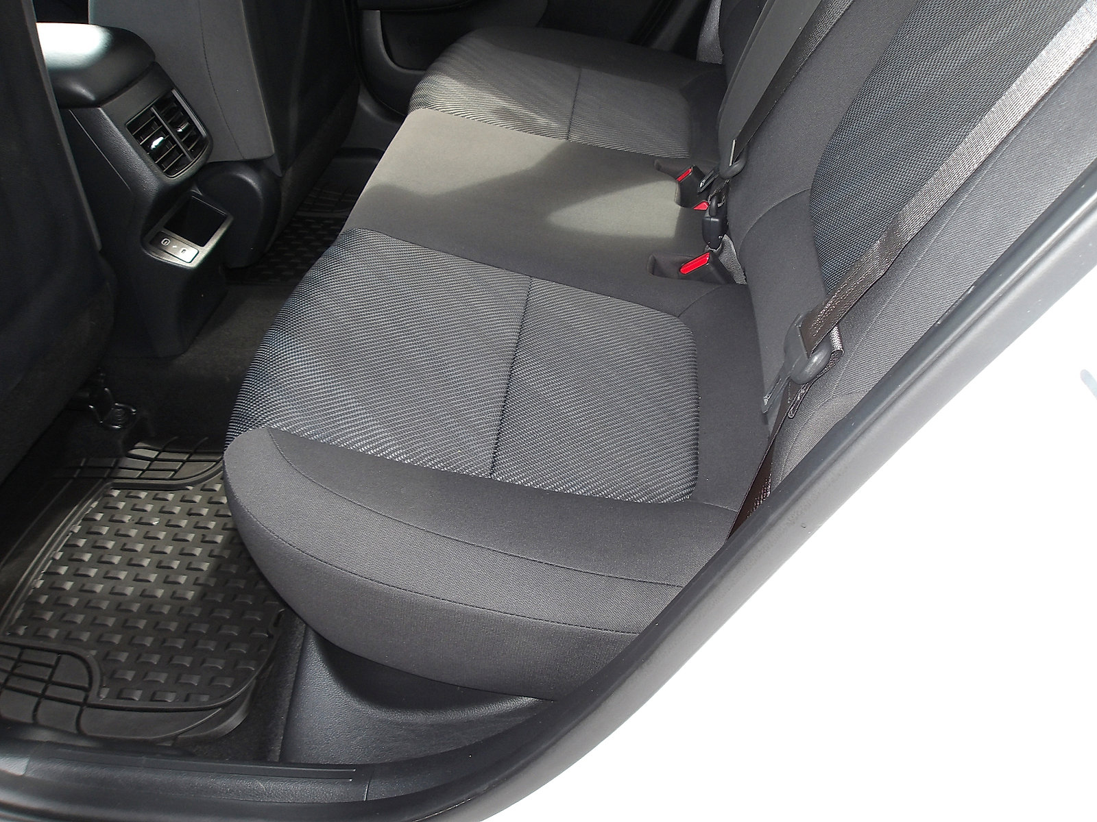 Used 2024 Kia Seltos LX image 12