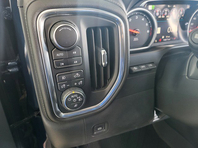 Used 2019 Chevrolet Silverado 1500 High Country w/ Technology Package image 4