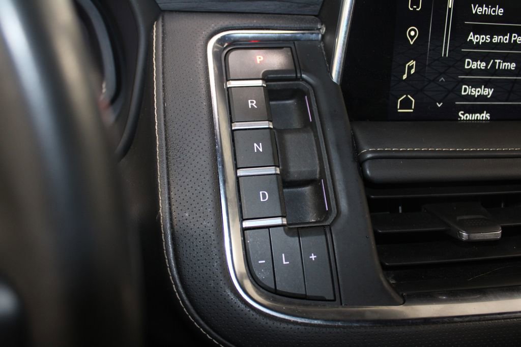 Used 2023 GMC Yukon XL SLT image 55