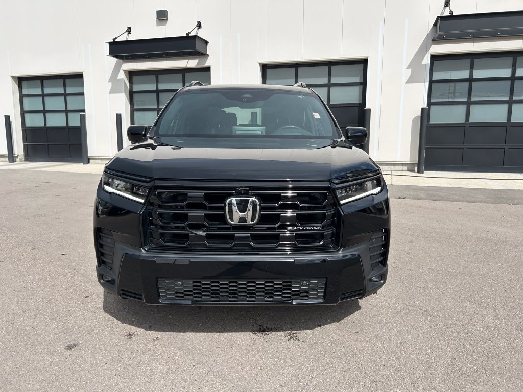 Used 2026 Honda Pilot Black Edition image 5