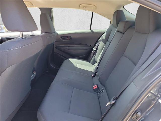Used 2025 Toyota Corolla LE FWD image 11