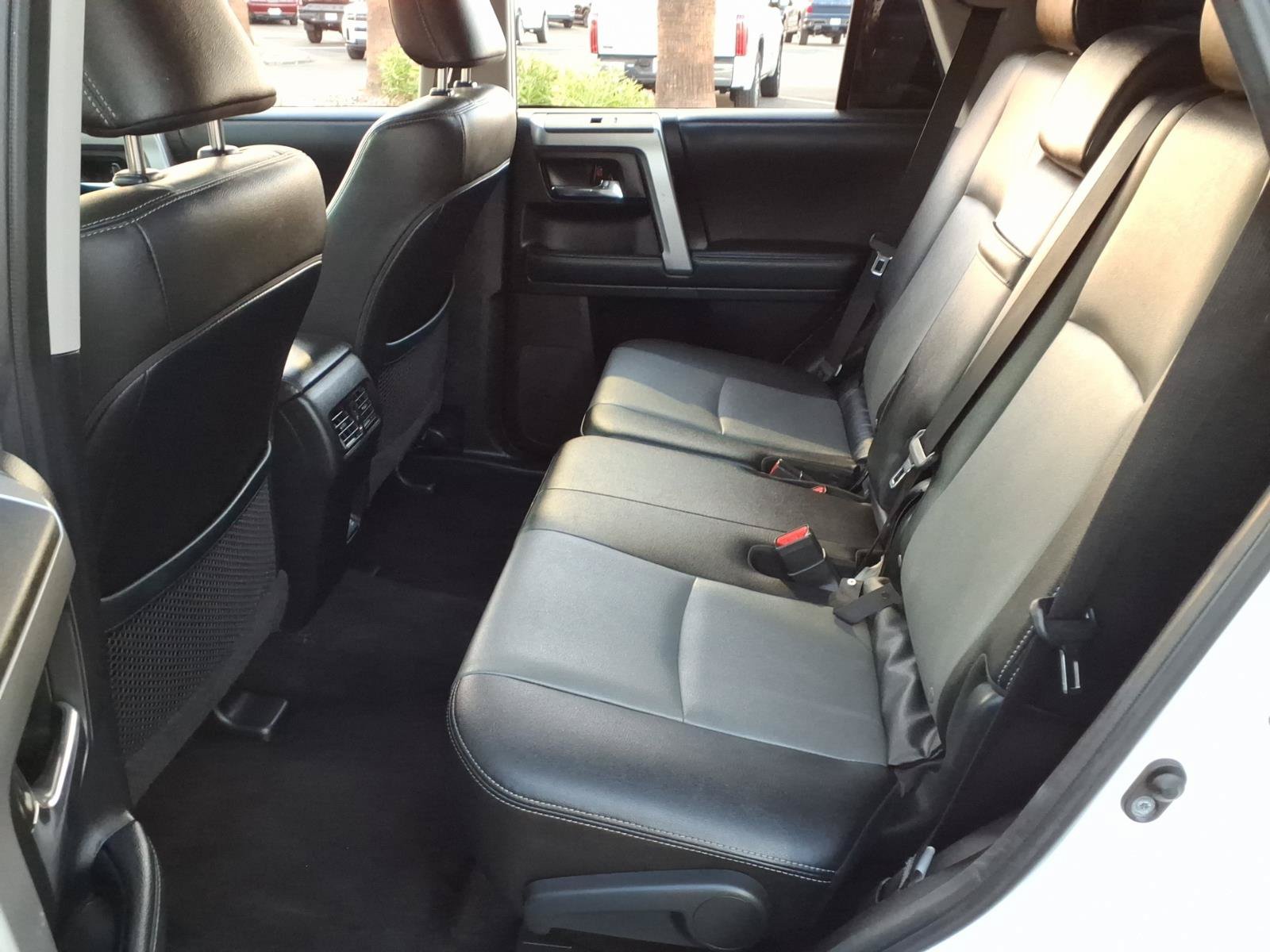 Used 2020 Toyota 4Runner SR5 Premium w/ Moonroof Package AWD/4WD image 10