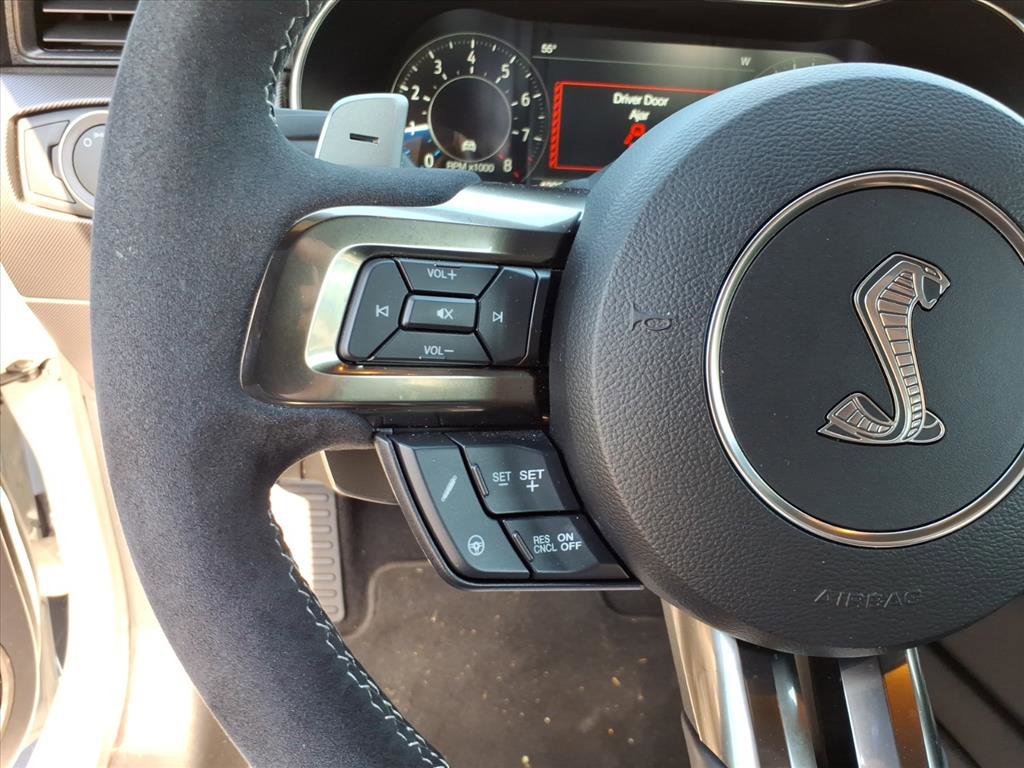 Used 2020 Ford Mustang Shelby GT500 w/ Technology Package RWD image 16