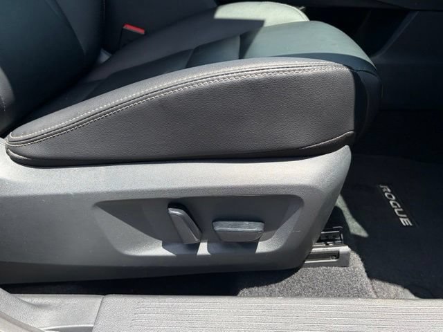 Certified 2026 Nissan Rogue SL AWD/4WD image 29