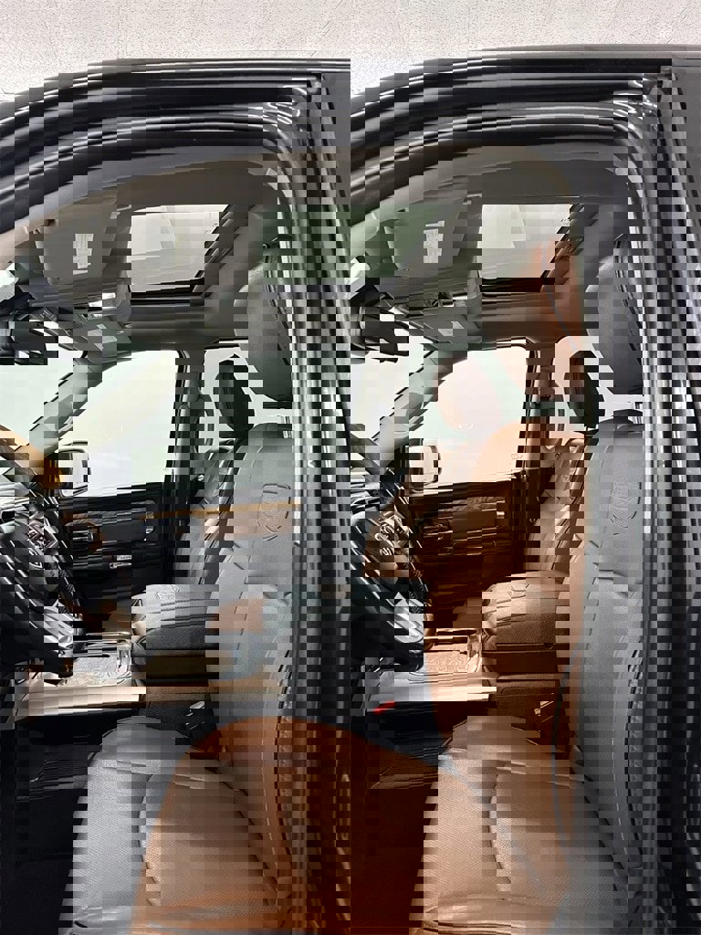 Used 2018 RAM 1500 Laramie Longhorn w/ Convenience Group image 12