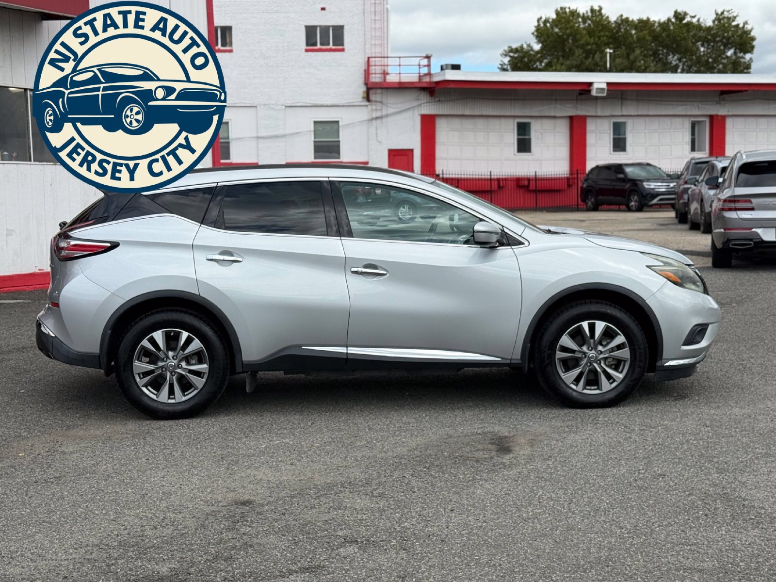 Used 2018 Nissan Murano SV AWD/4WD image 15