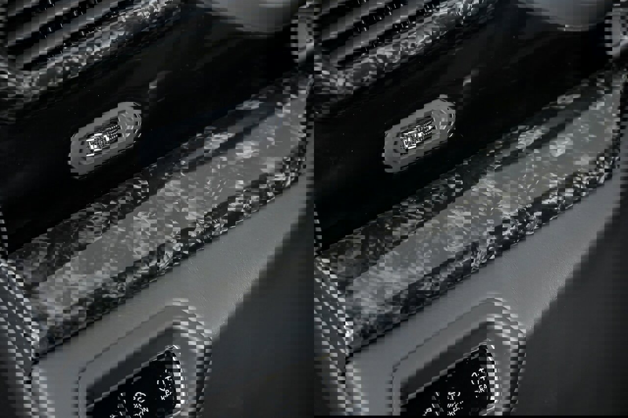 Used 2019 Lamborghini Urus image 31