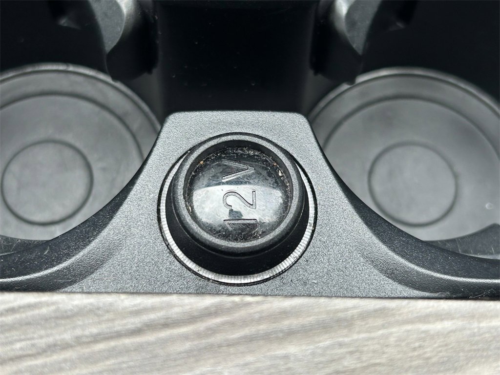 Used 2025 BMW 330i xDrive Sedan image 33