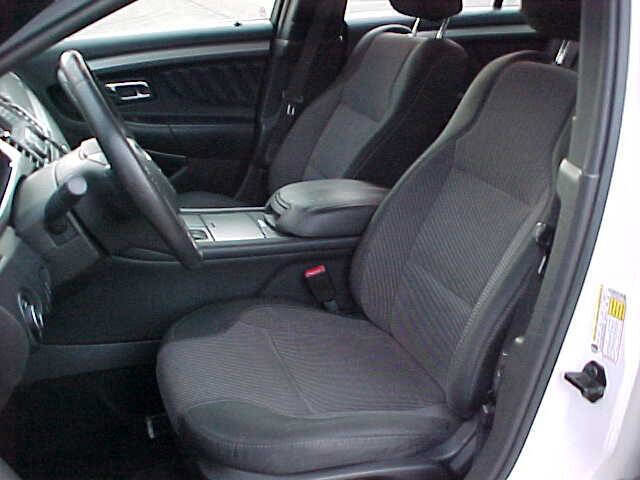 Used 2015 Ford Taurus SEL image 15