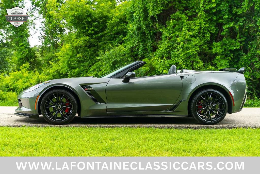 Used 2015 Chevrolet Corvette Z06 w/ 2LZ Preferred Equipment Group RWD image 2