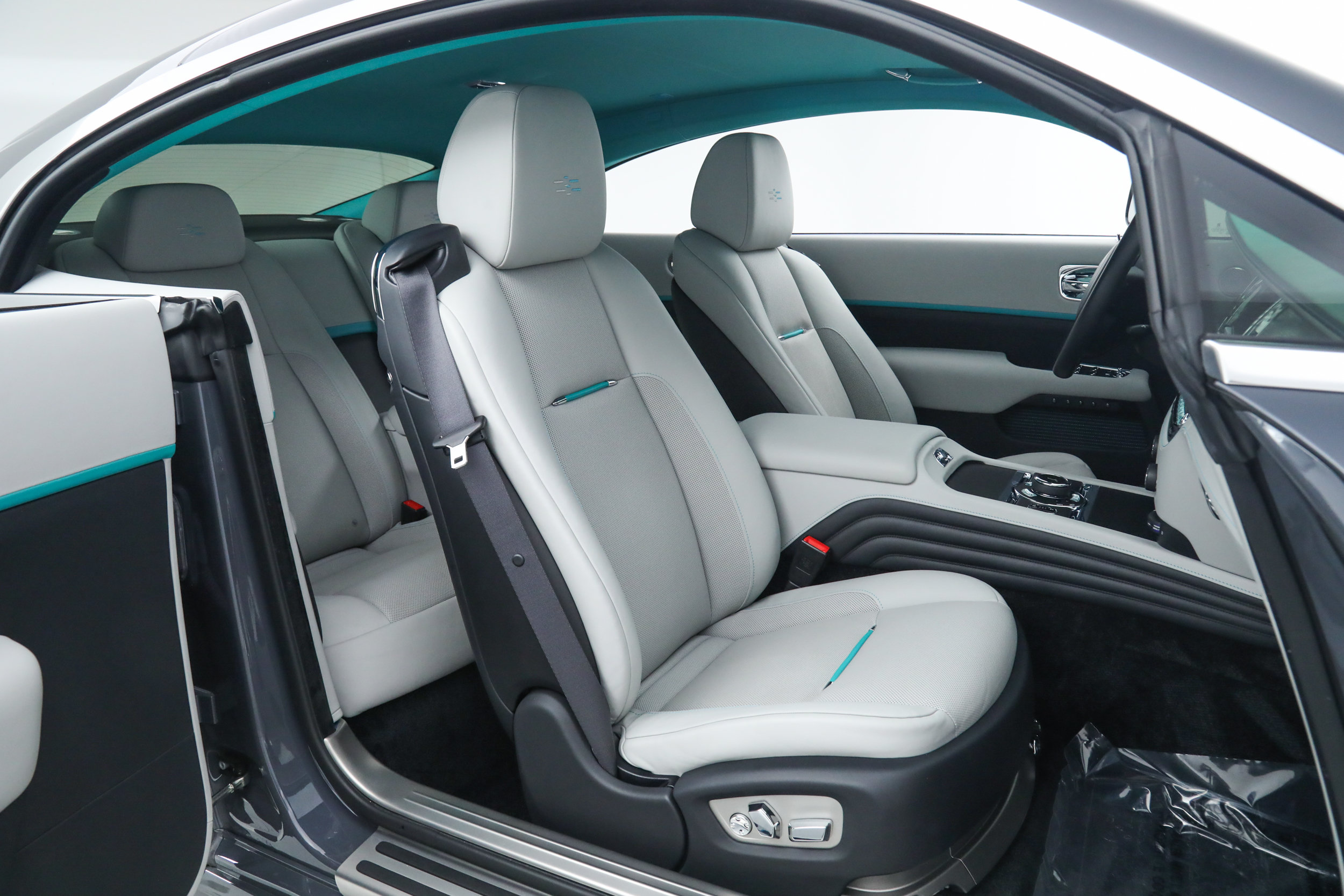Used 2021 Rolls-Royce Wraith RWD image 18