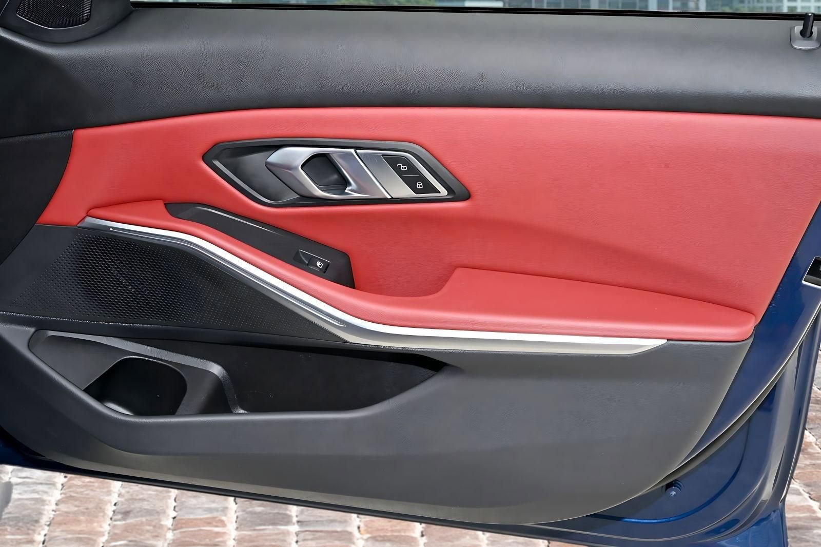 Used 2022 BMW 330i Sedan w/ Driving Assistance Package image 14