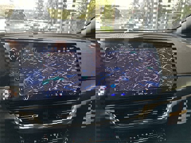 New 2026 Chevrolet Equinox EV LT image 20