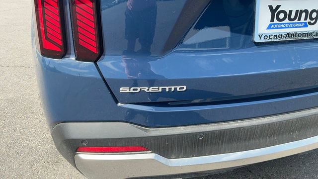 Certified 2025 Kia Sorento SX image 6