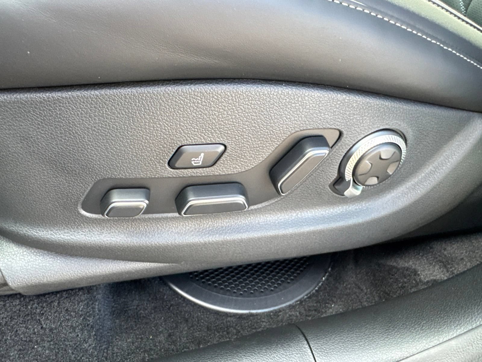 New 2026 Genesis GV80 3.5T Prestige AWD/4WD image 21