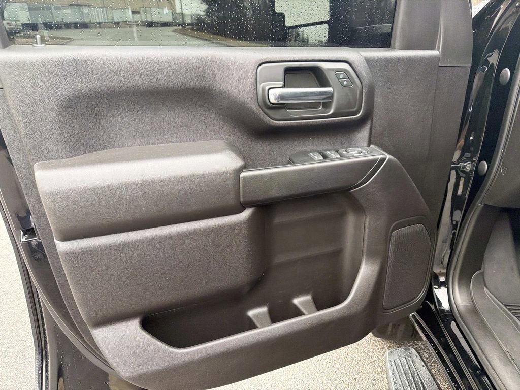 Used 2023 Chevrolet Silverado 2500 Custom w/ Custom Convenience Package image 19
