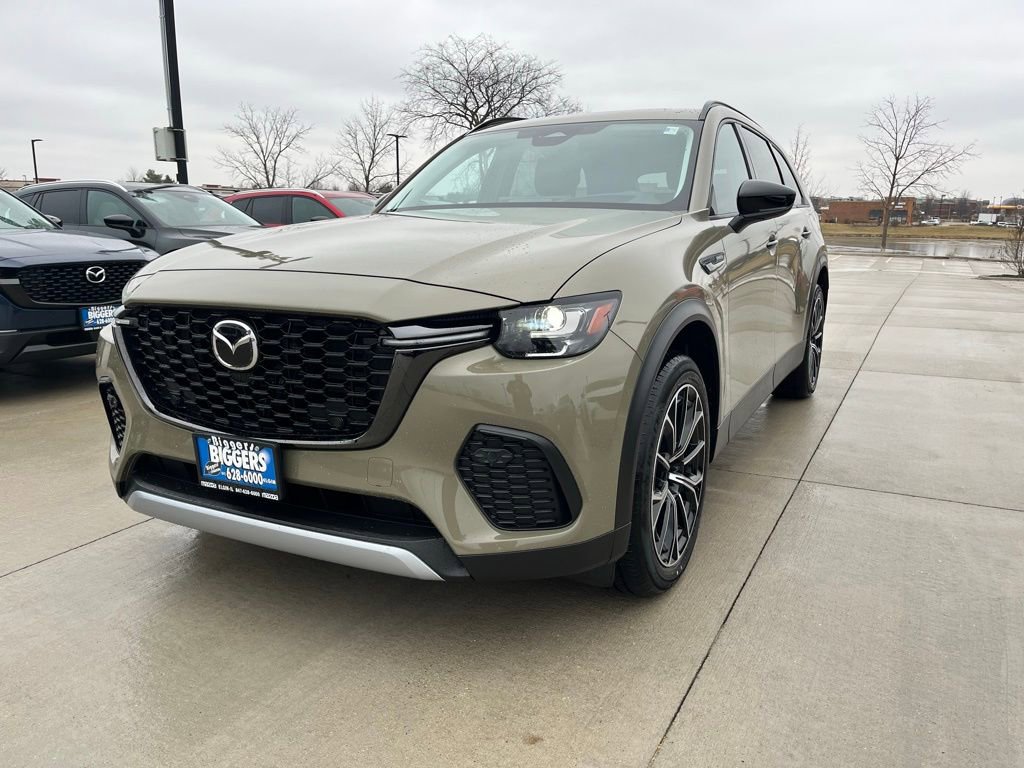 Used 2025 MAZDA CX-70 Plug-In Hybrid w/ Premium Pkg image 4