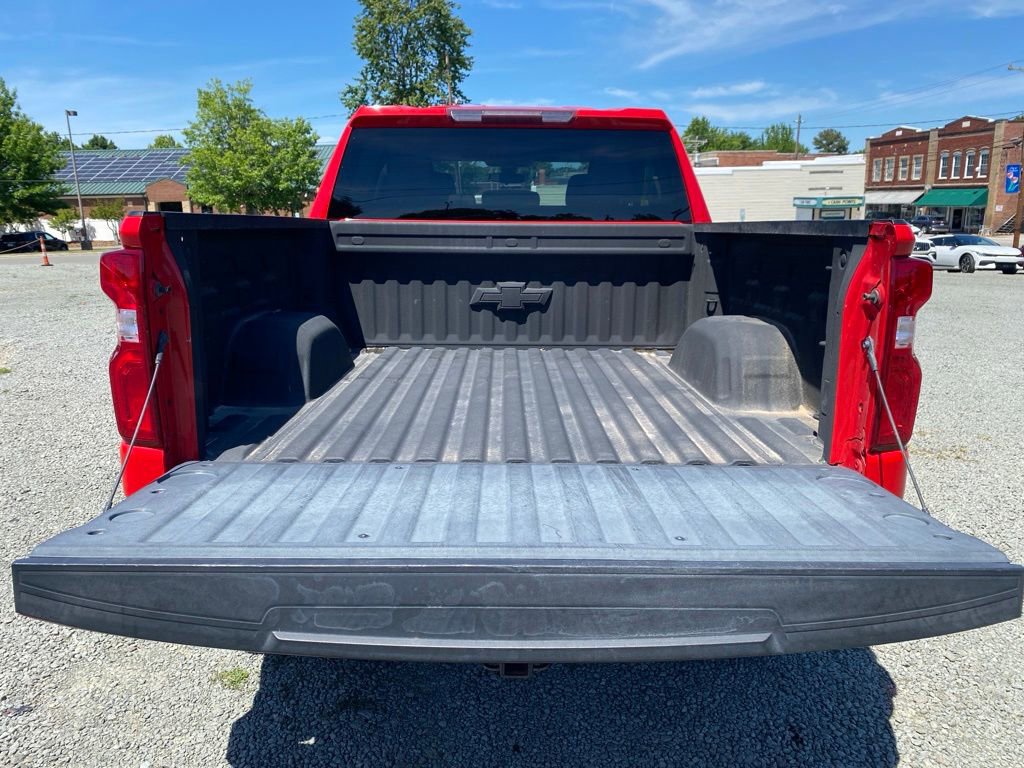 Used 2022 Chevrolet Silverado 1500 Custom Trail Boss w/ Safety Confidence Package AWD/4WD image 16