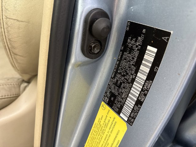 Used 2005 Lexus RX 330 FWD image 36