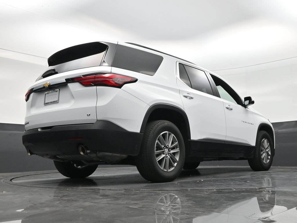 Used 2023 Chevrolet Traverse LT FWD image 21