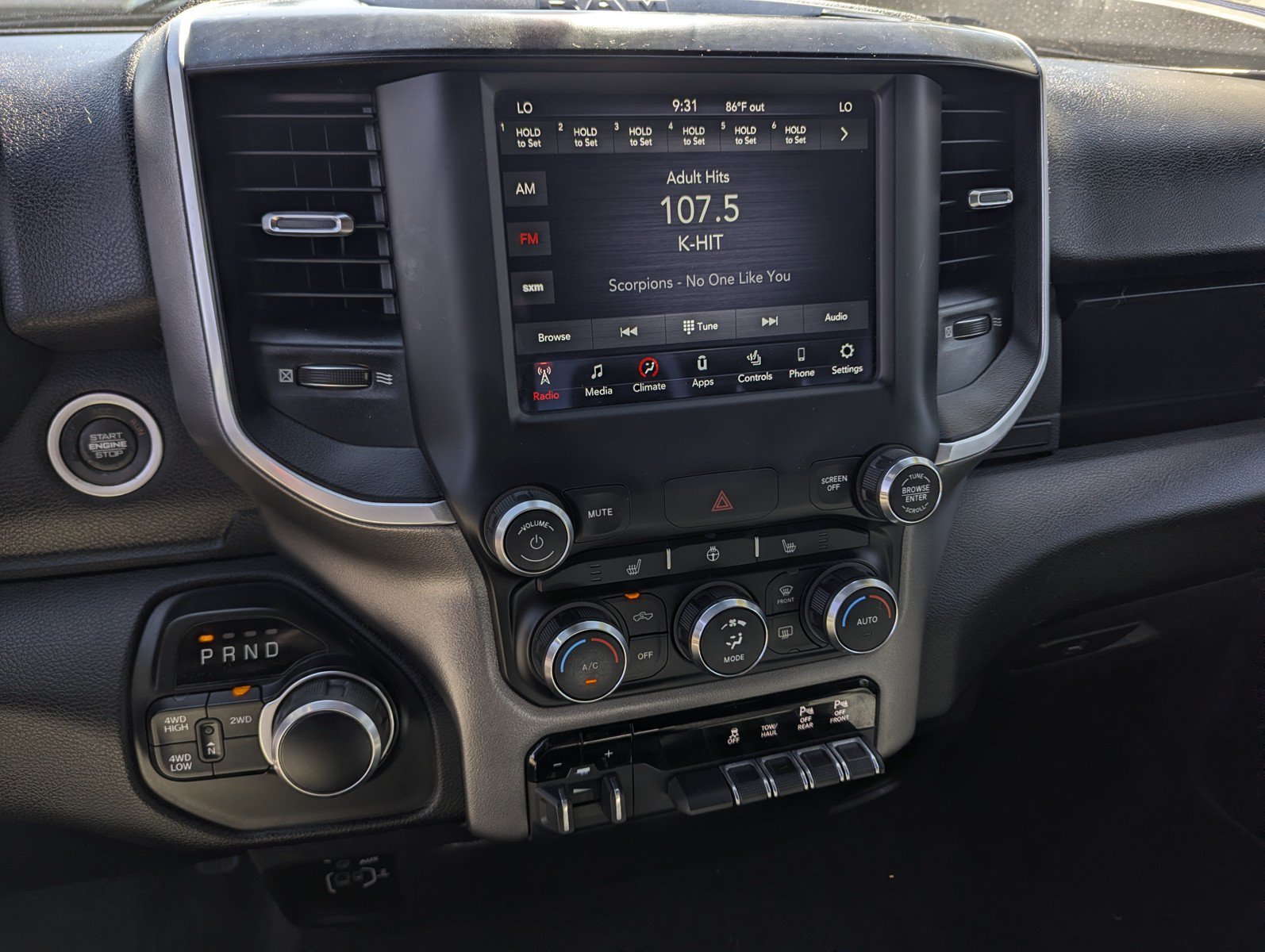Used 2021 RAM 2500 Big Horn w/ Level B Equipment Group AWD/4WD image 11
