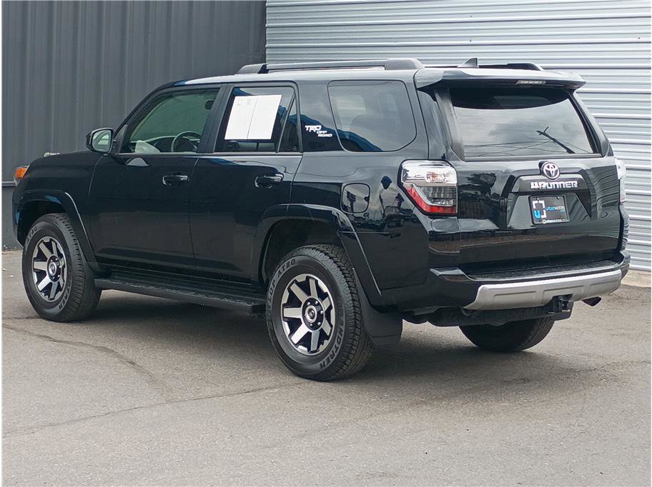 Used 2024 Toyota 4Runner TRD Off-Road image 8