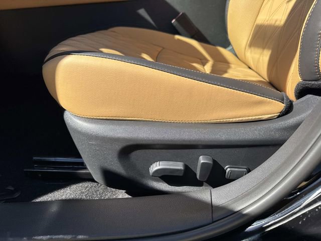 New 2025 Nissan Sentra SV w/ SV Premium Package image 10