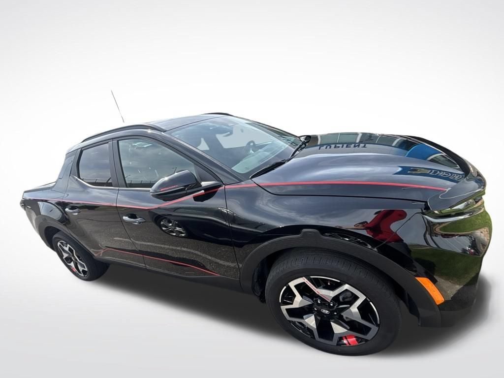 Used 2023 Hyundai Santa Cruz Limited AWD/4WD image 3