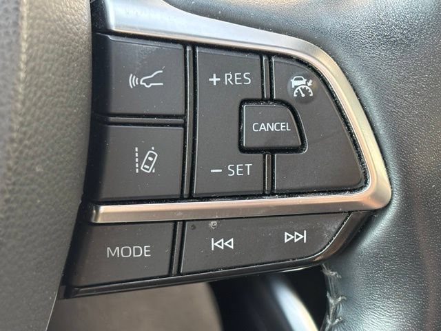 Used 2021 Toyota Highlander Platinum AWD/4WD image 17