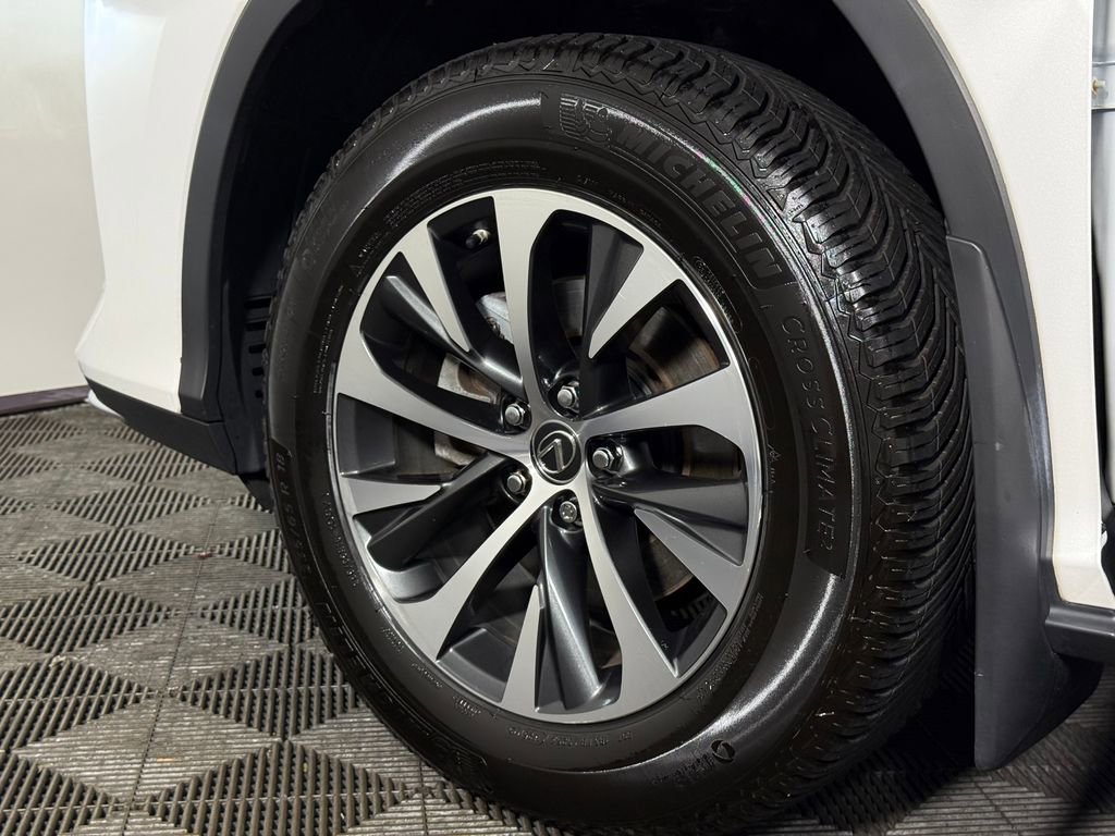 Used 2022 Lexus RX 350L Premium w/ Premium Package AWD/4WD image 33