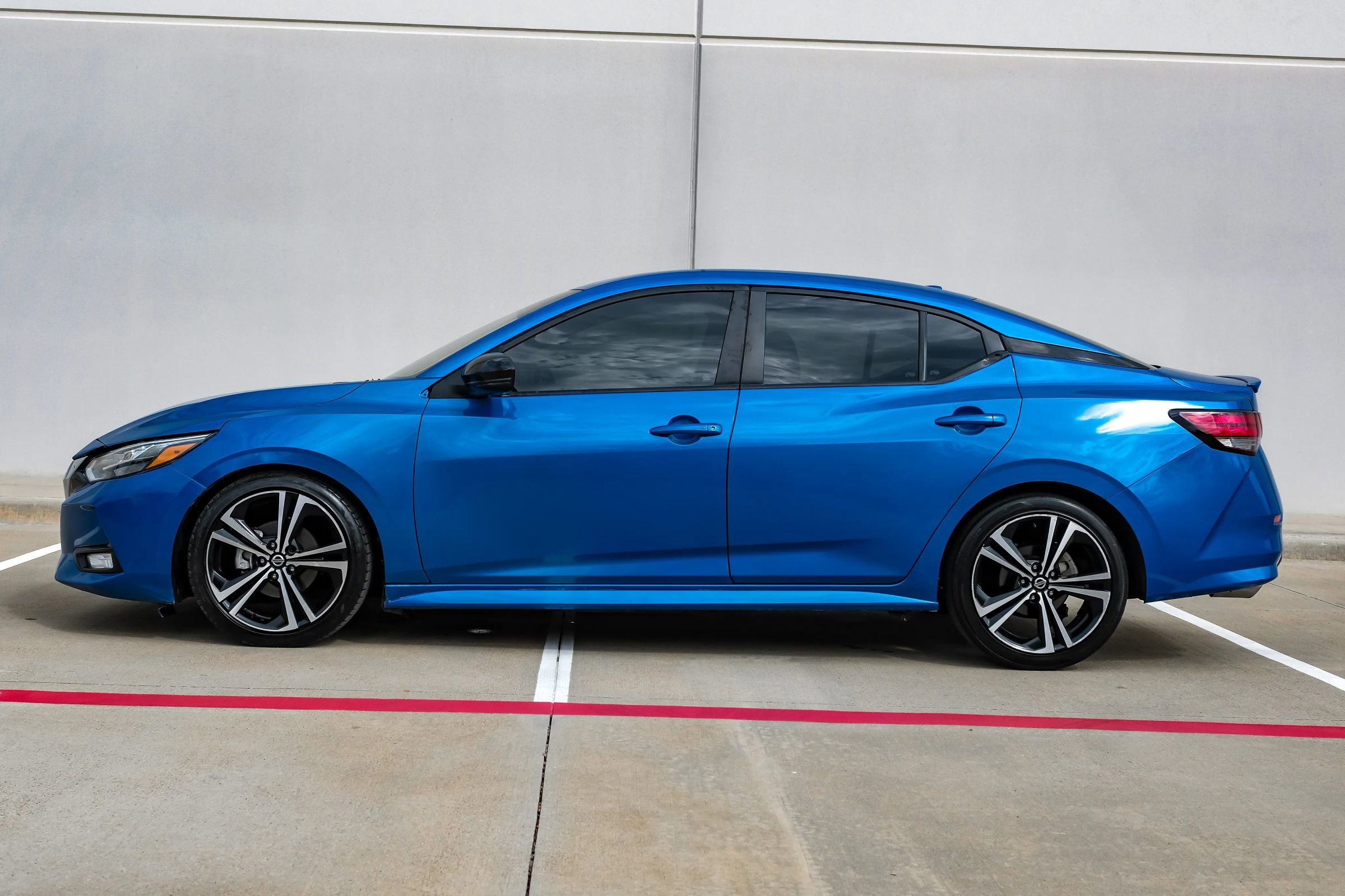 Used 2020 Nissan Sentra SR image 8