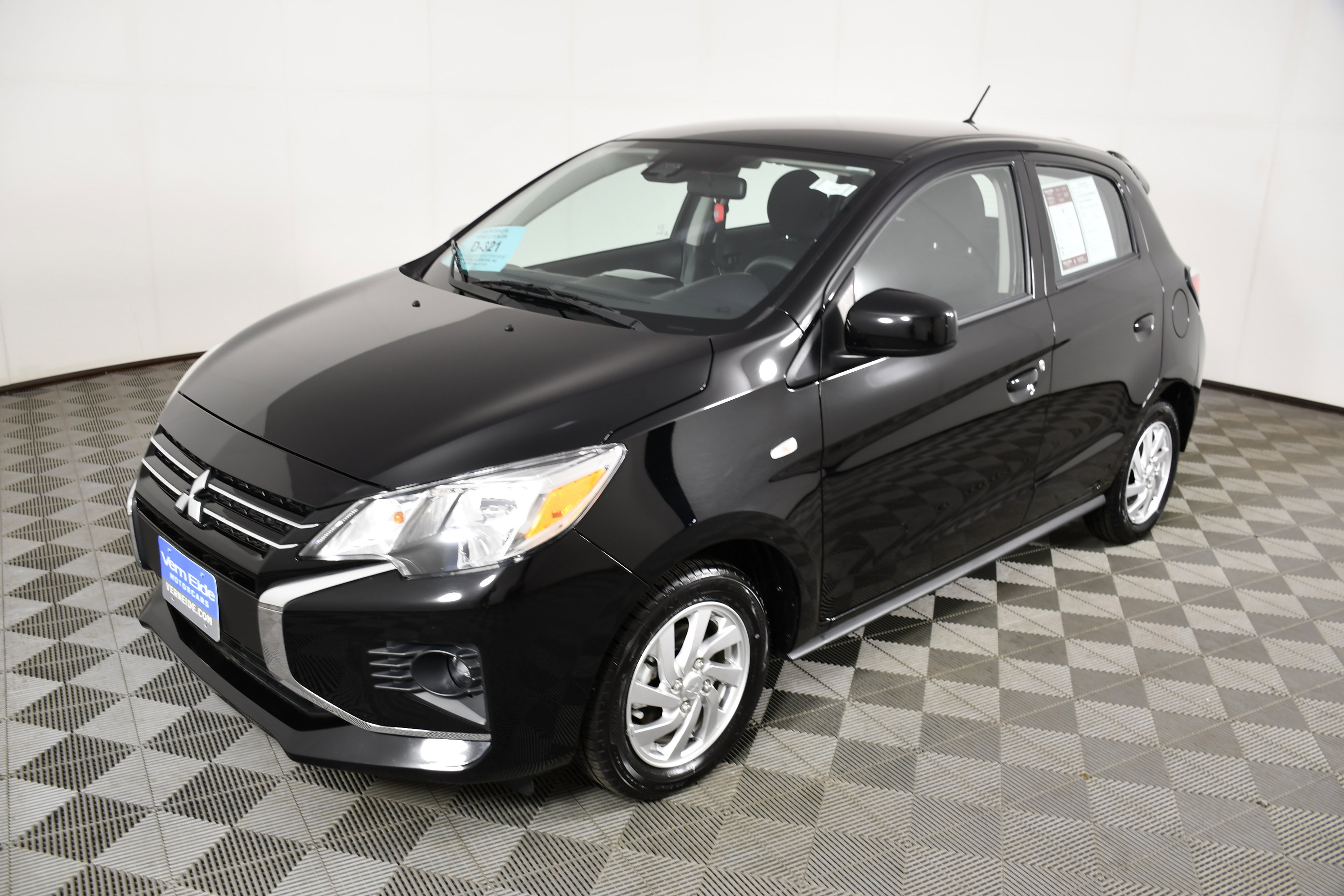 Used 2024 Mitsubishi Mirage LE FWD image 10