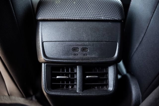 Used 2025 Chevrolet Equinox RS AWD/4WD image 32