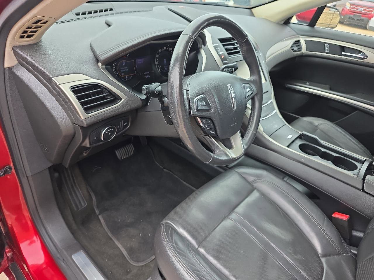 Used 2013 Lincoln MKZ FWD image 10