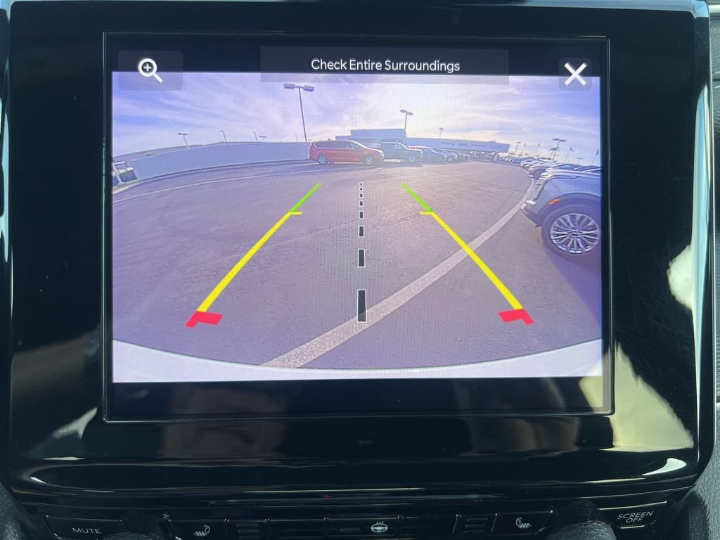 Used 2024 Jeep Grand Cherokee Altitude RWD image 54