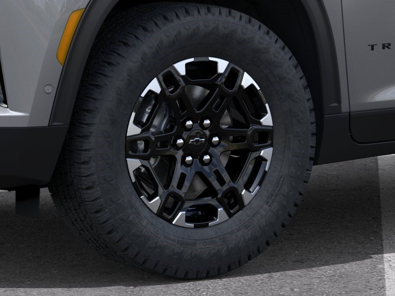 New 2027 Chevrolet Traverse Z71 w/ Enhanced Driving Package AWD/4WD image 11