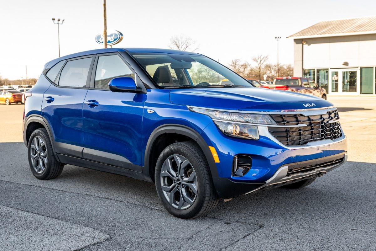 Used 2024 Kia Seltos LX image 7