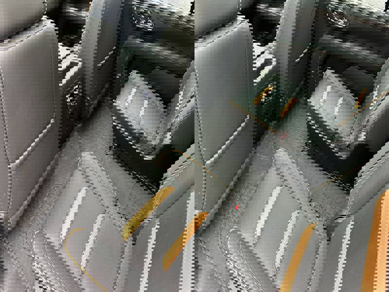 Used 2023 GMC Yukon XL AT4 w/ LPO, Floor Liner Package image 4