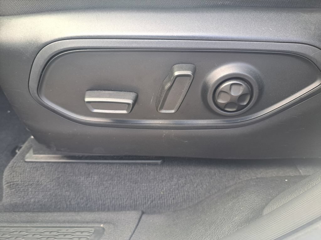 Certified 2023 Jeep Grand Cherokee Altitude AWD/4WD image 28