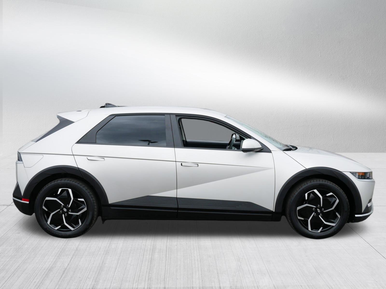 Used 2023 Hyundai Ioniq 5 SEL AWD/4WD image 8