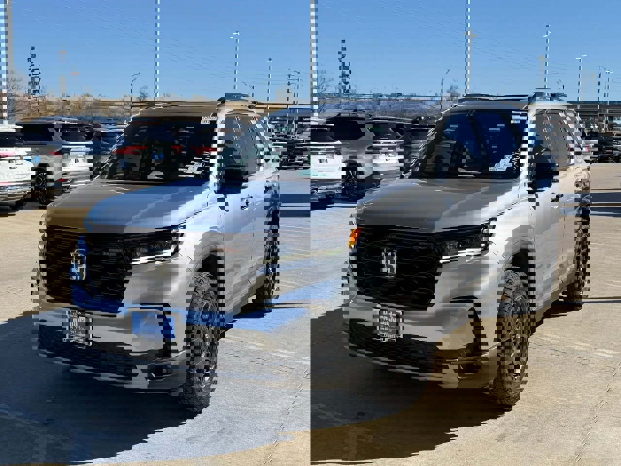 Used 2025 Honda Pilot TrailSport image 1