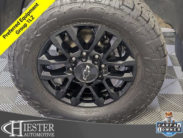 Used 2025 Chevrolet Silverado 2500 LTZ w/ LTZ Plus Package AWD/4WD image 11
