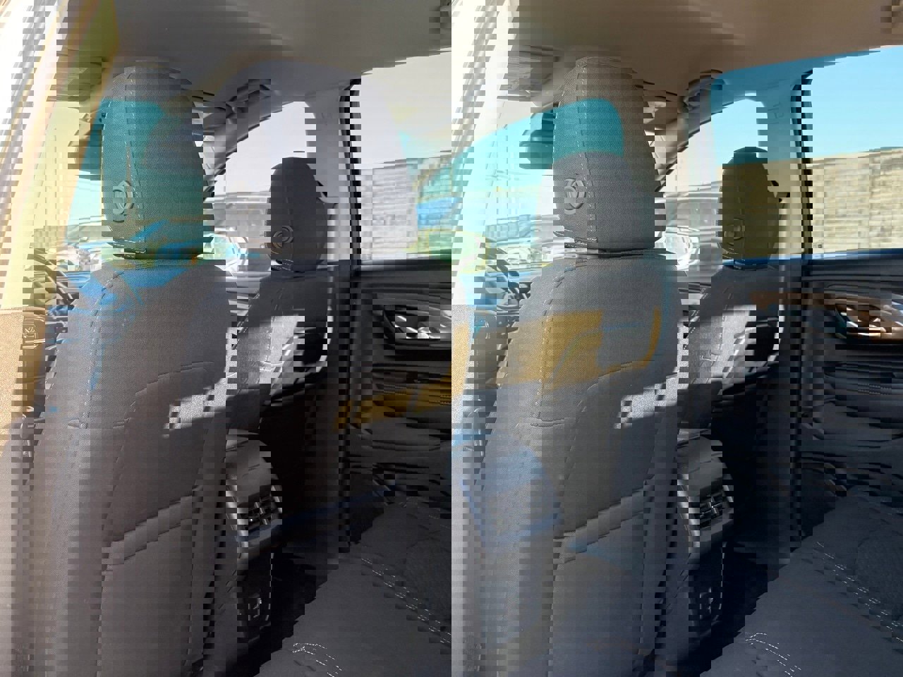 Used 2020 GMC Terrain SLE w/ Driver Convenience Package image 33