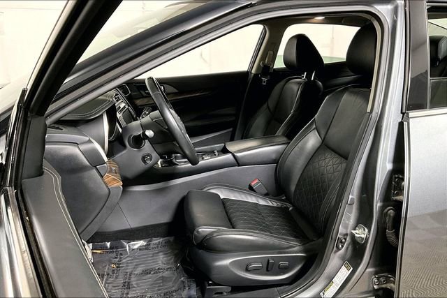 Used 2018 Nissan Maxima Platinum image 25