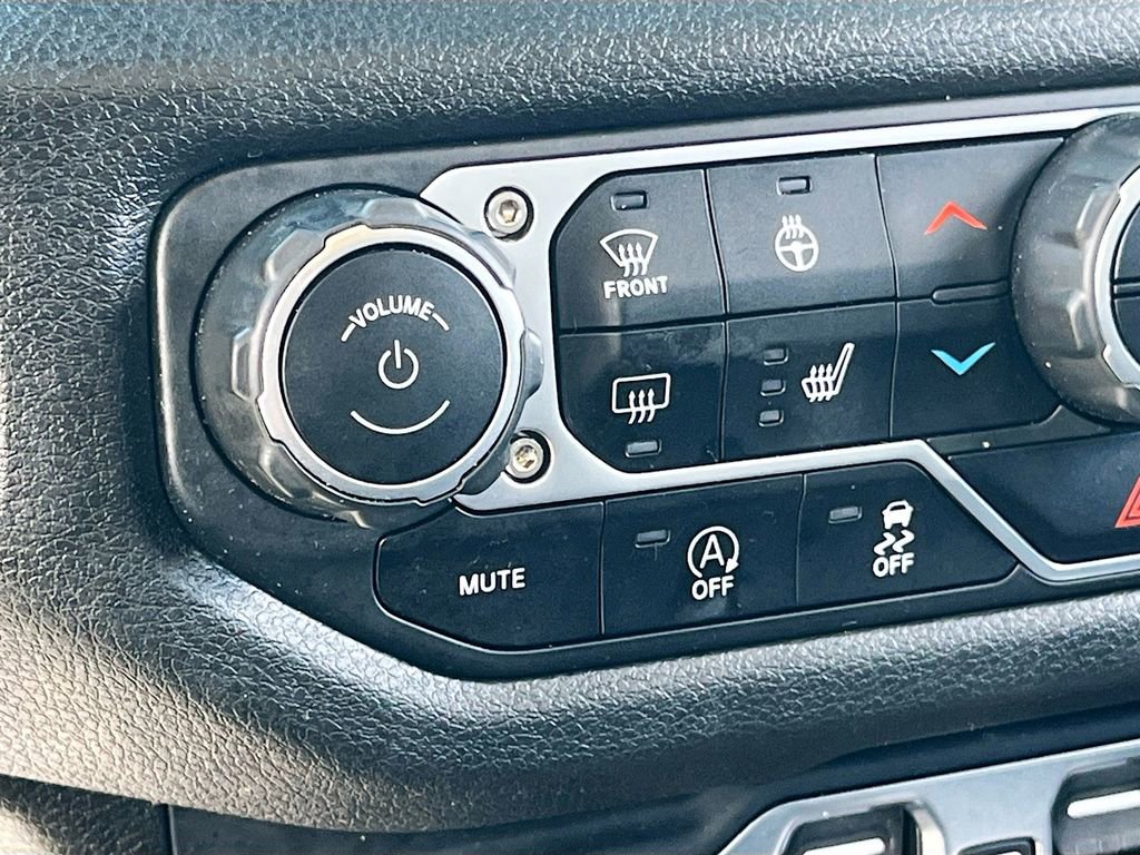 Certified 2025 Jeep Wrangler Sport S AWD/4WD image 29