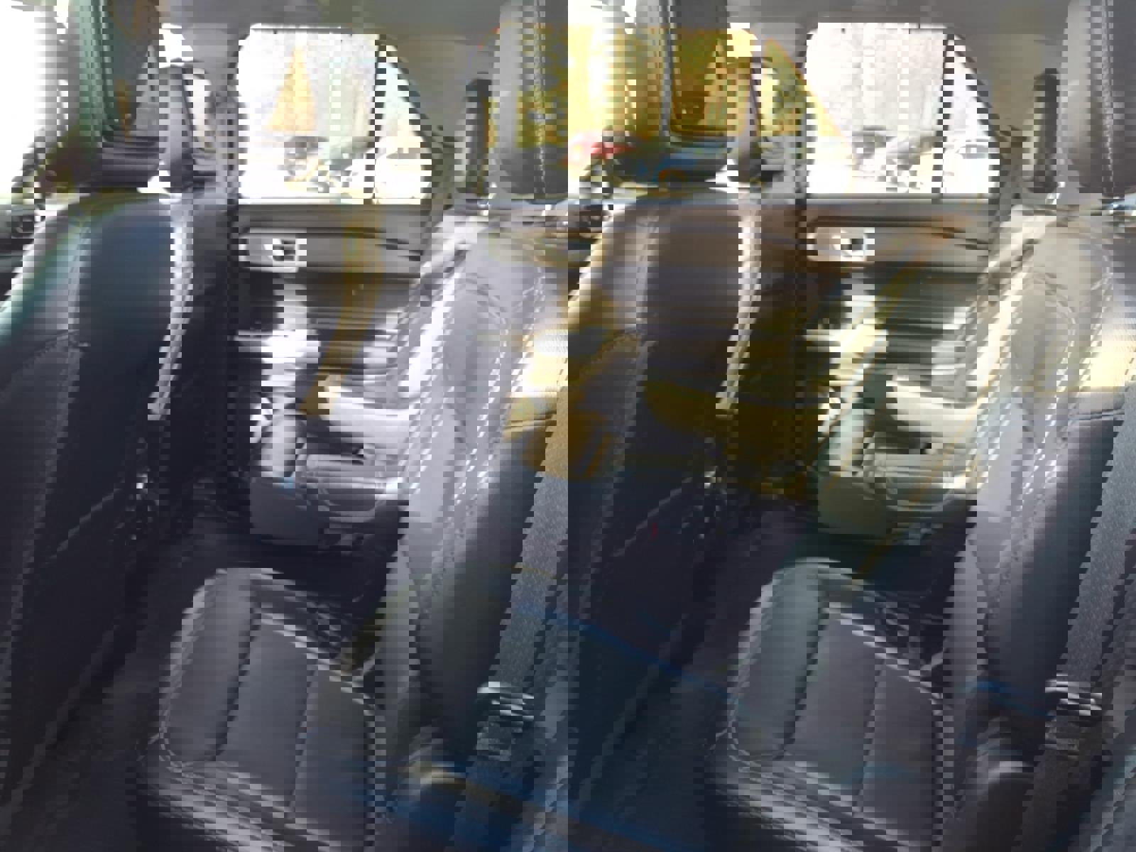 Used 2021 Ford Explorer Limited w/ Equipment Group 301A image 17