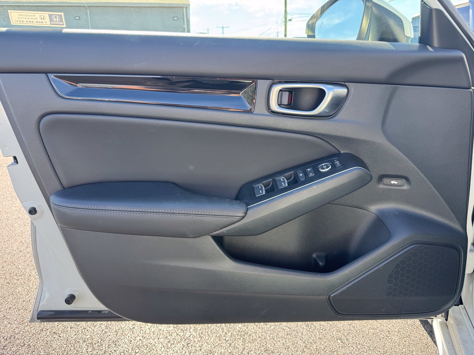 Used 2024 Honda Civic Touring image 11
