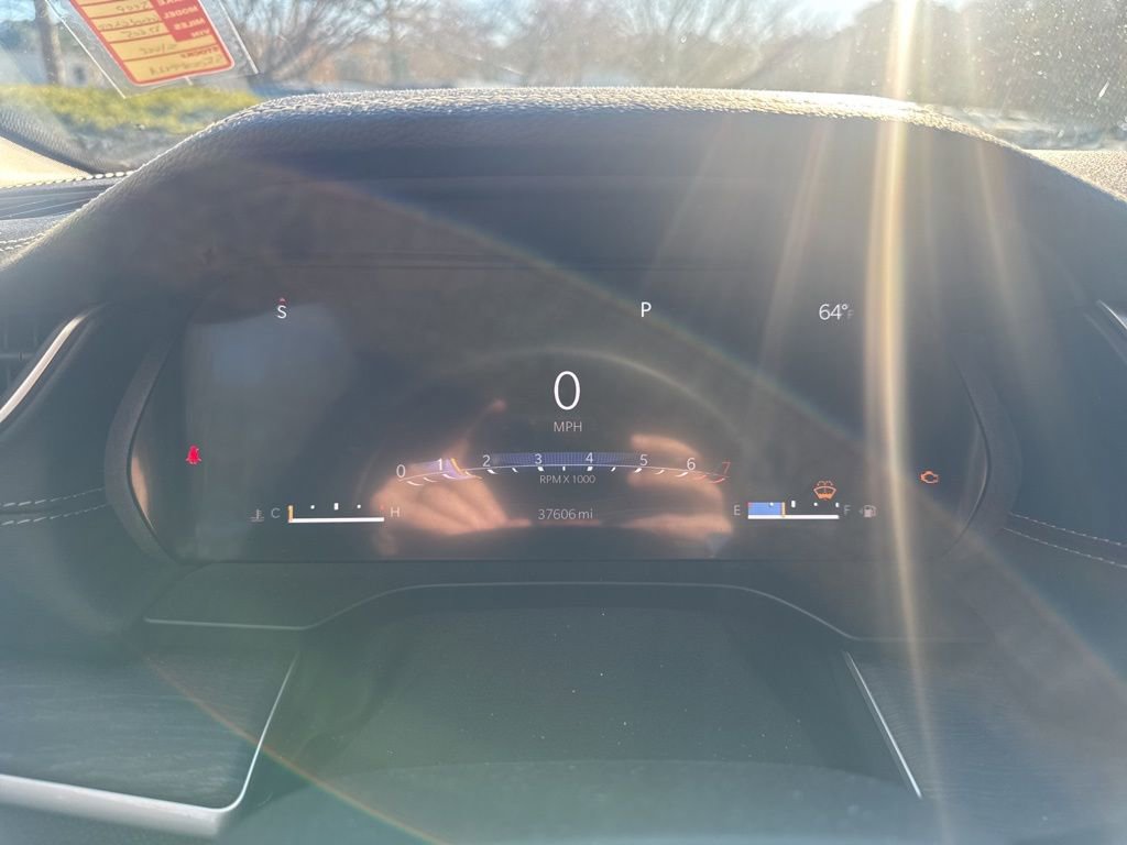 Used 2022 Jeep Grand Cherokee L Limited w/ Black Appearance Package image 3