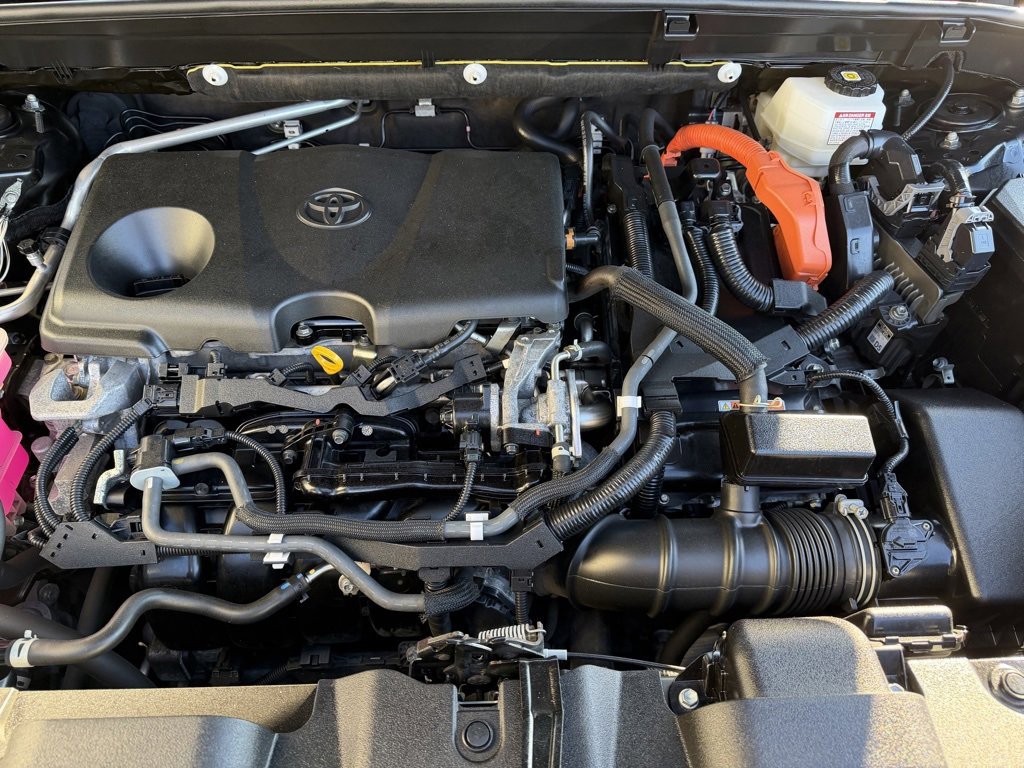 Used 2021 Toyota Venza XLE w/ Softex Package image 7