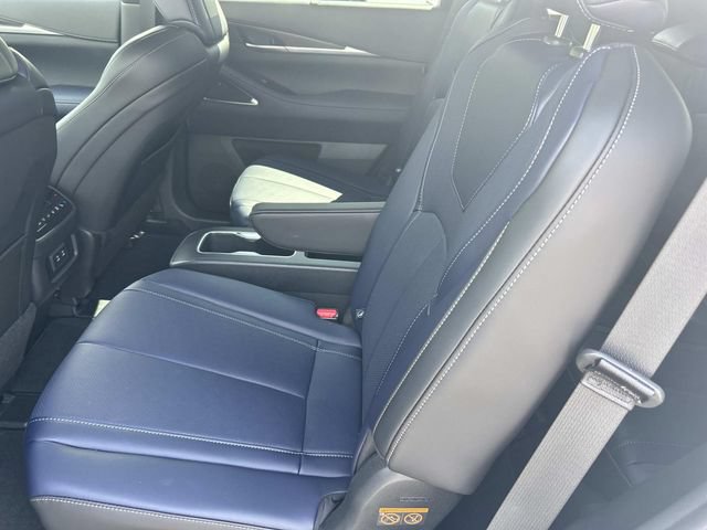 Certified 2026 INFINITI QX60 Sport w/ Dark Cargo Package AWD/4WD image 21